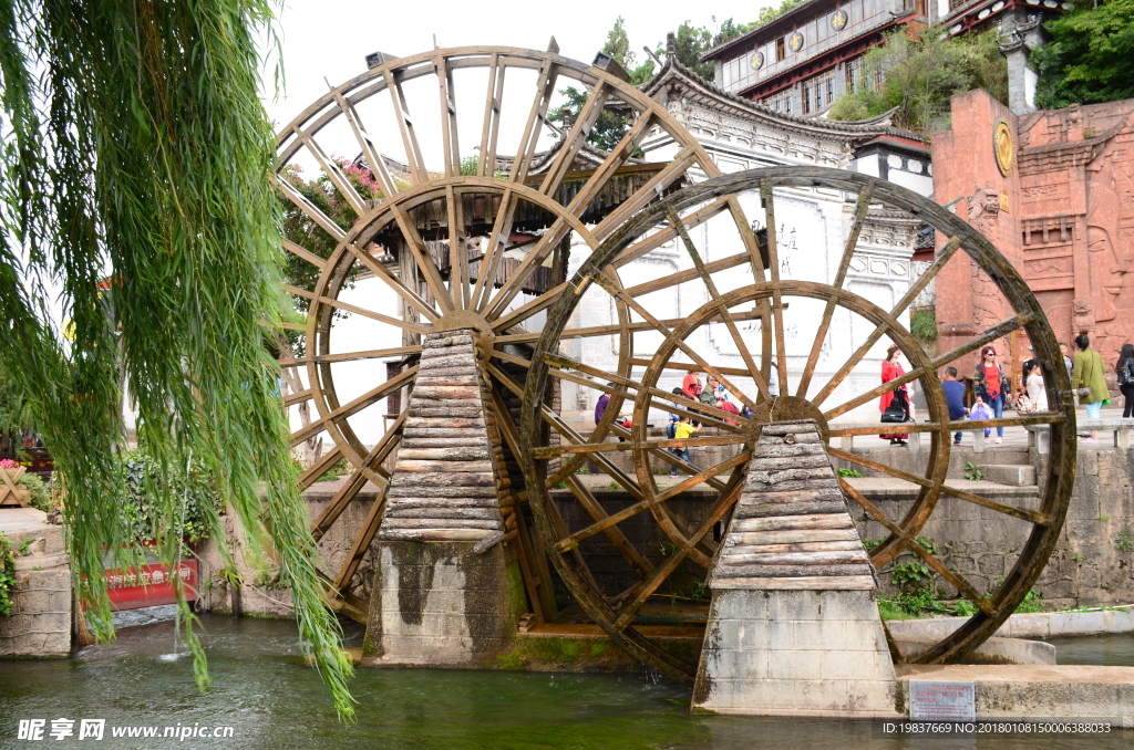 丽江水车风景