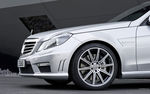 奔驰E63AMG