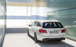 奔驰E63AMG