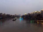 夜幕前的运河