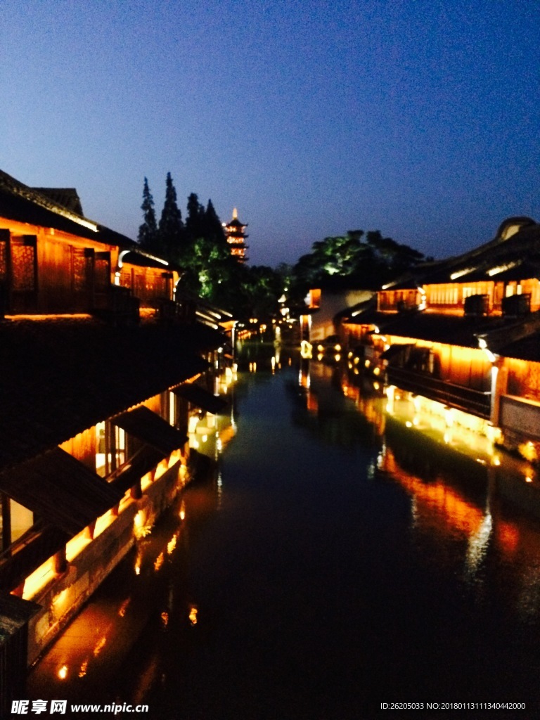 江南小镇夜景