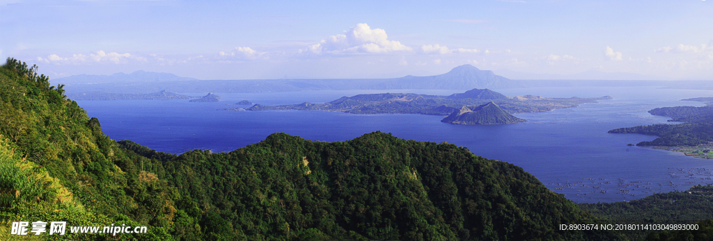 高山湖泊