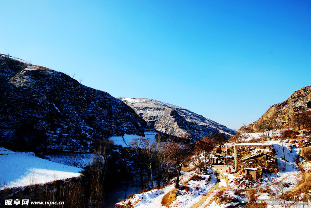 乡村雪景