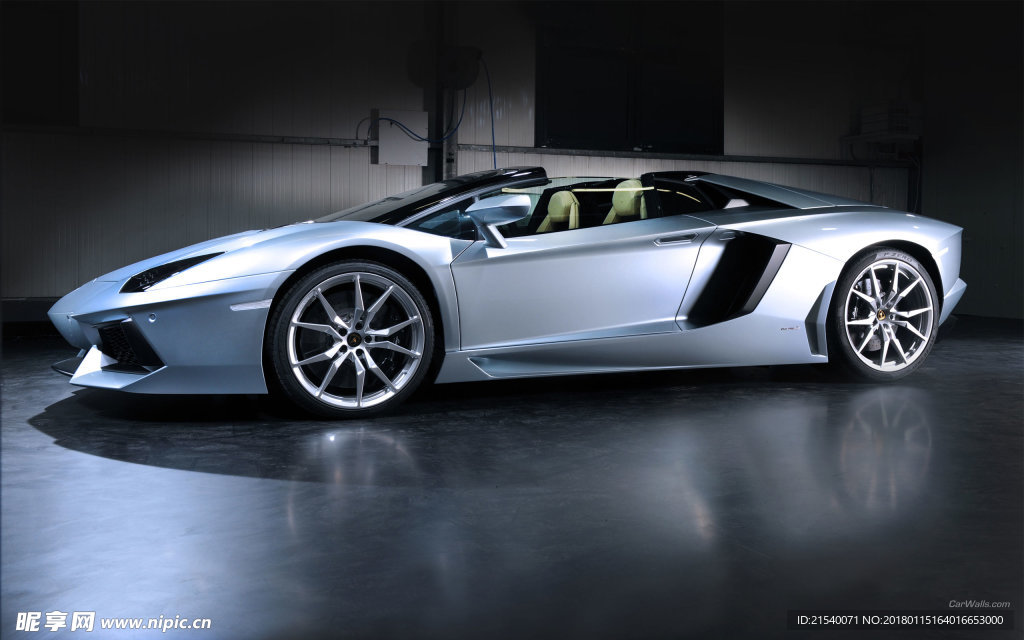 兰博基尼 Aventador