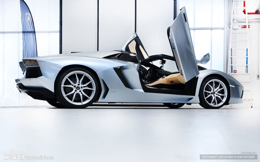 兰博基尼 Aventador