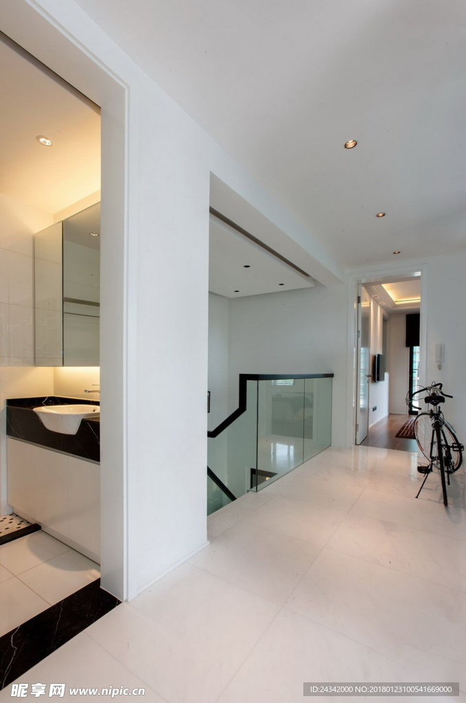 简约风格装饰实景图