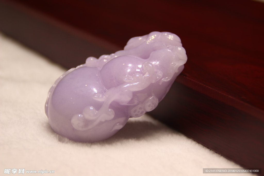 翡翠摆件 翡翠 翡翠饰品 摆件