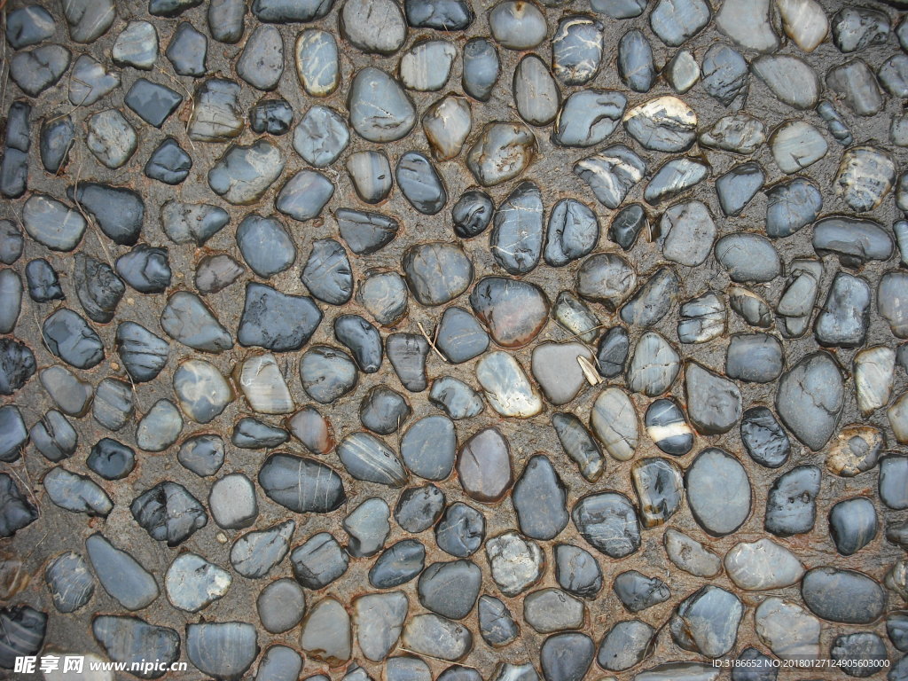 石子路