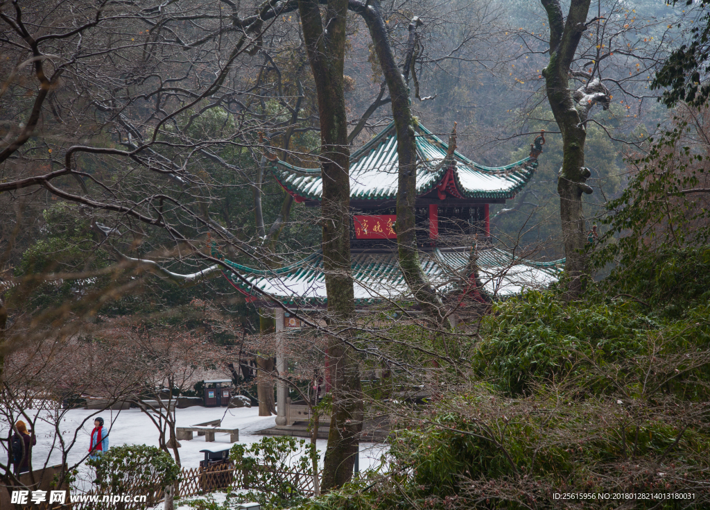 爱晚亭雪景