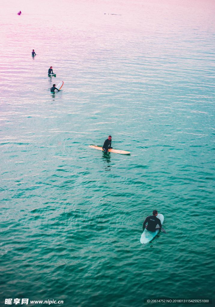 海上冲浪