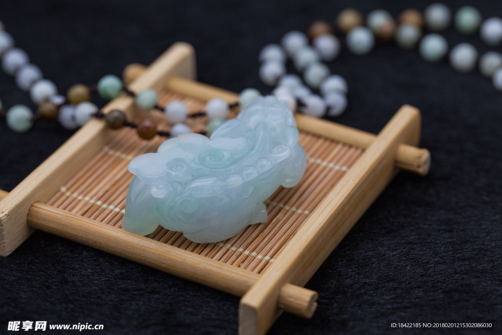 玉石珠宝饰品