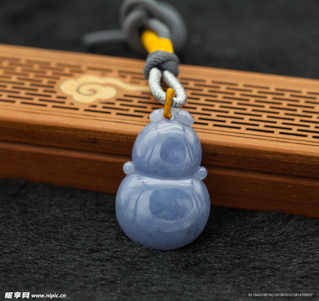 玉石珠宝饰品