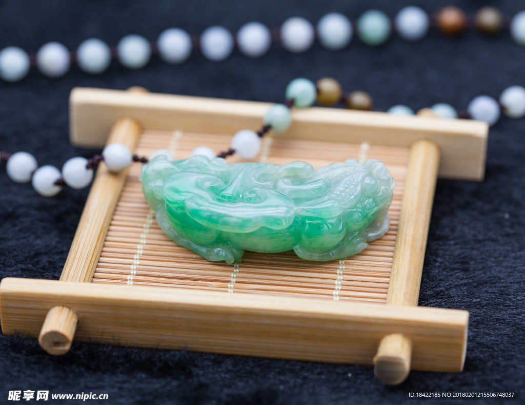 玉石珠宝饰品