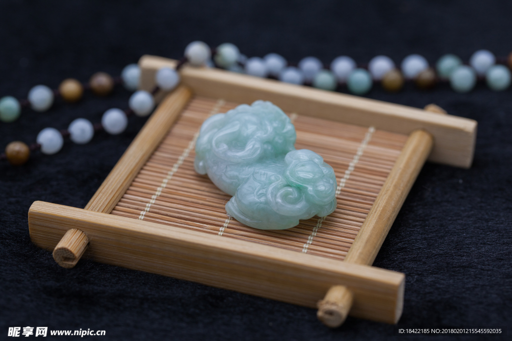 玉石珠宝饰品