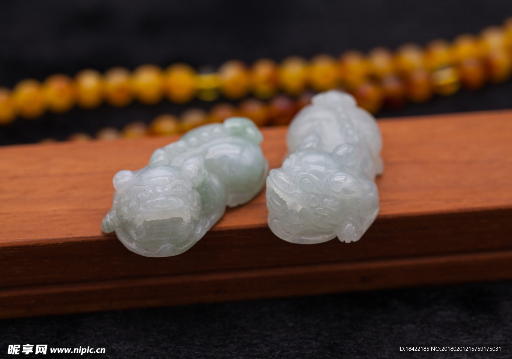 玉石珠宝饰品