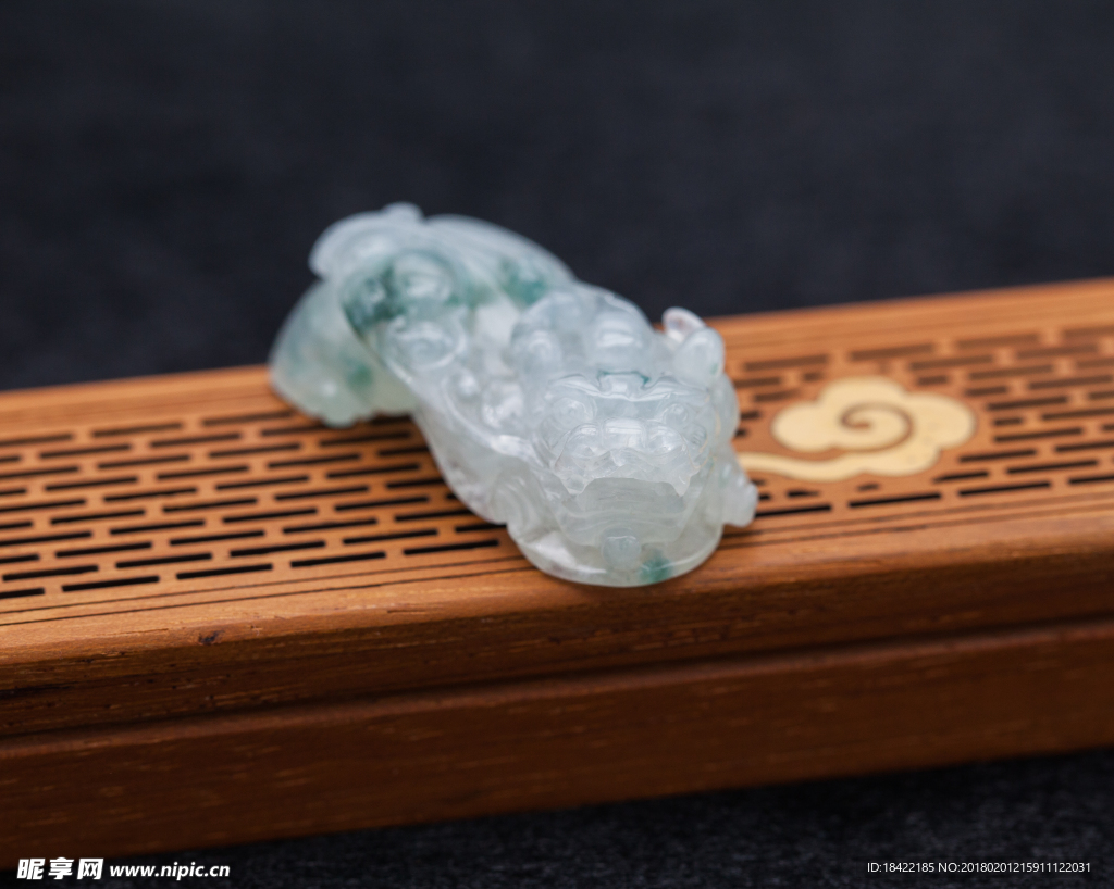 玉石珠宝饰品