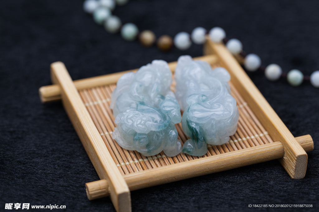 玉石珠宝饰品