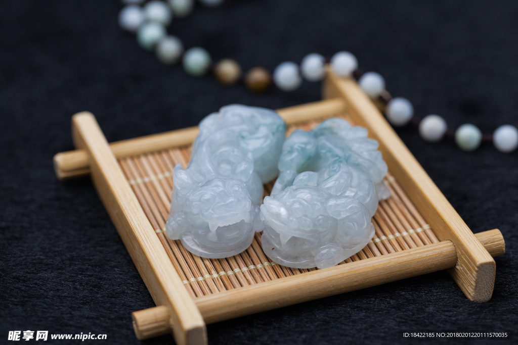 玉石珠宝饰品