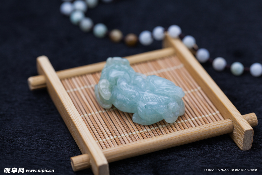 玉石珠宝饰品