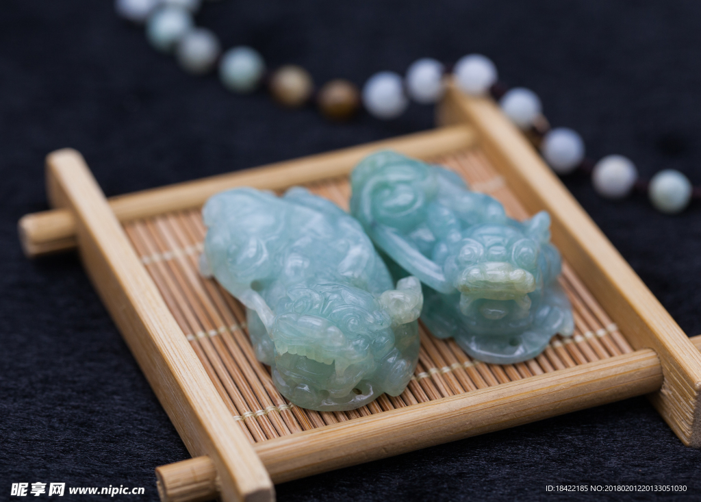 玉石珠宝饰品