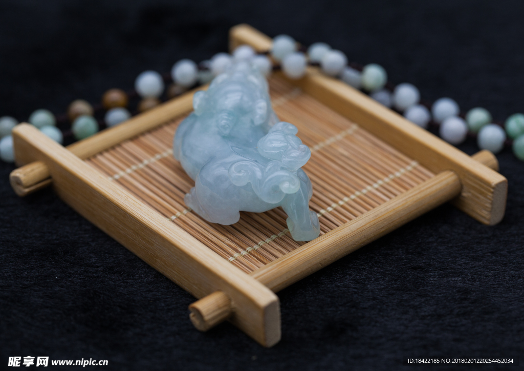 玉石珠宝饰品