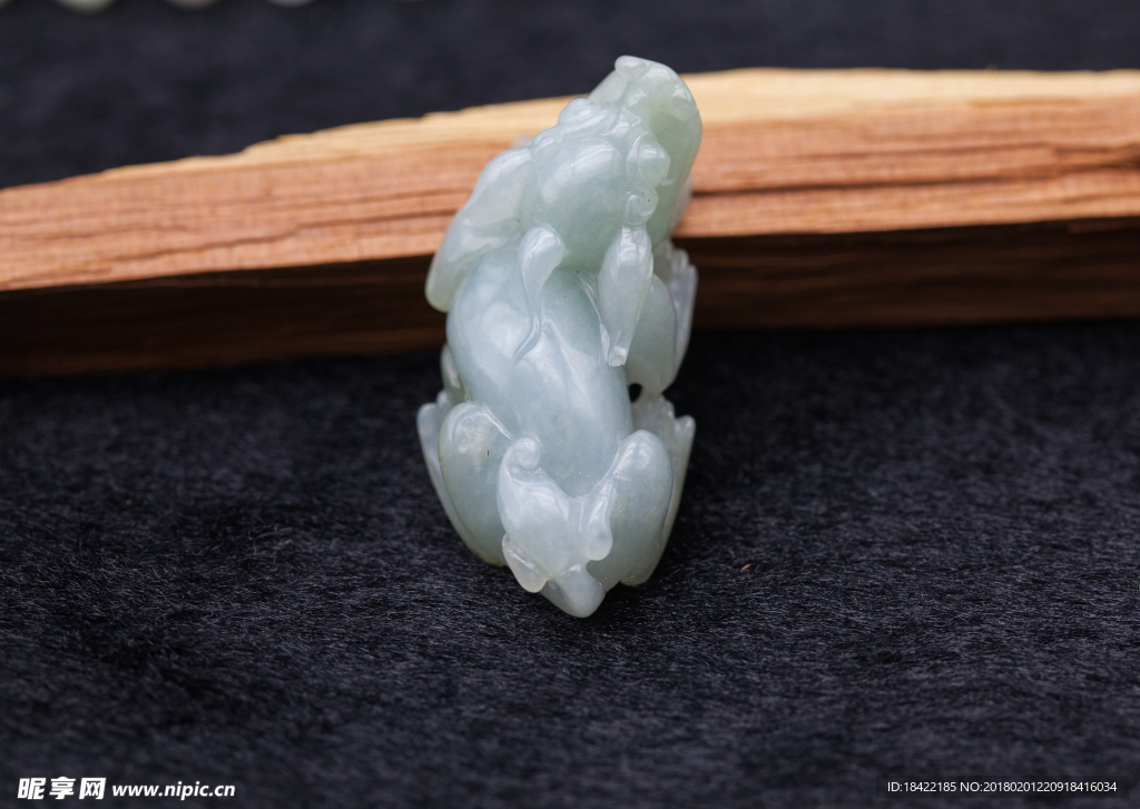 玉石珠宝饰品