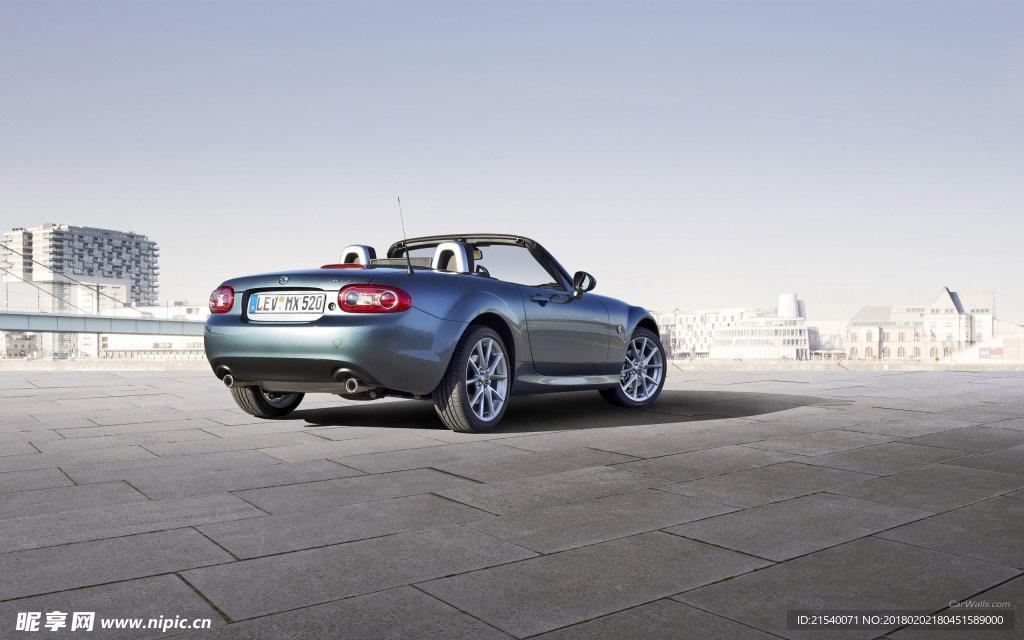 马自达 MX5