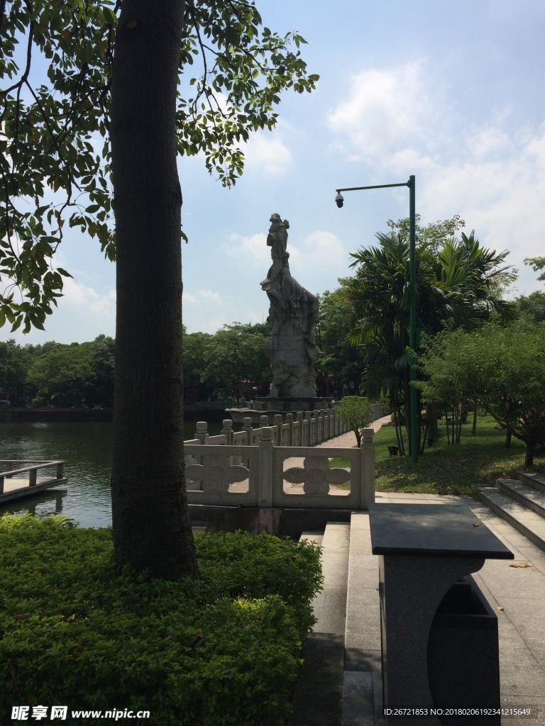 莲花山