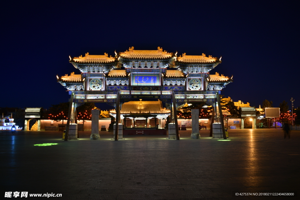 呼和浩特大召 夜景