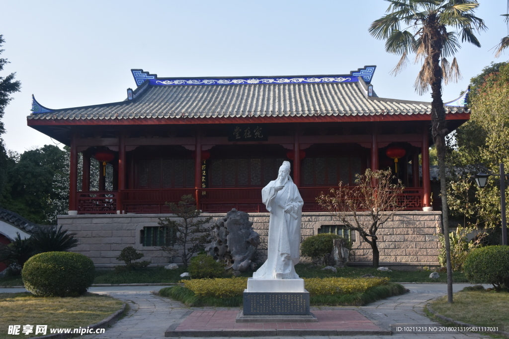 公园塑像风景拍摄