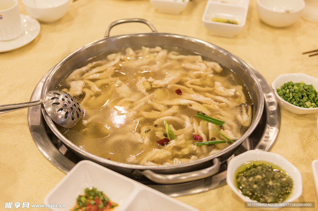 清汤火锅