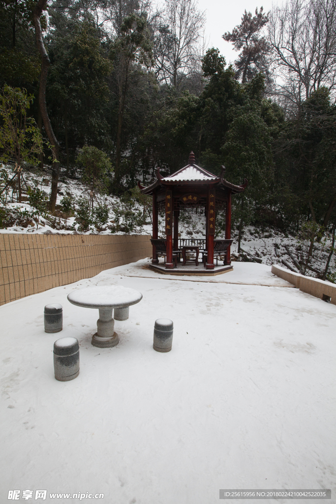 长沙岳麓山雪景