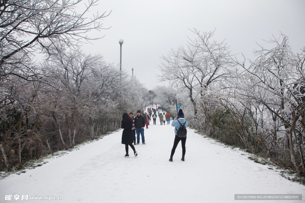 长沙岳麓山雪景