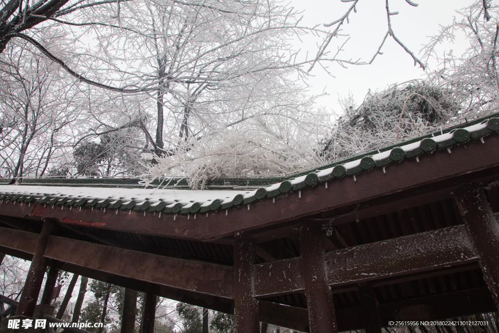 长沙岳麓山雪景