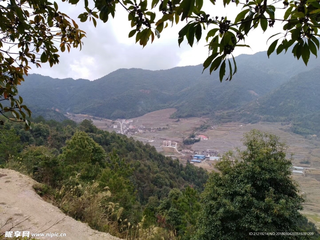 坑原自然景观