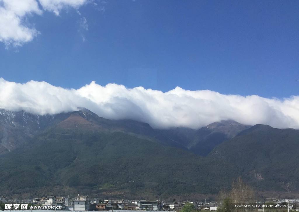 青山也怕冷！