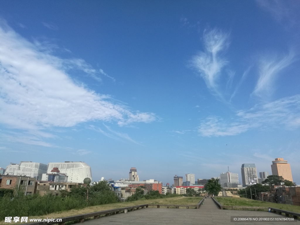 白云蓝天