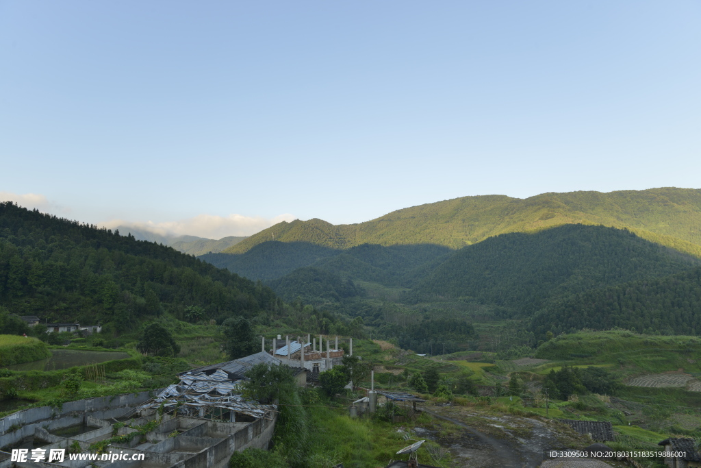 山村