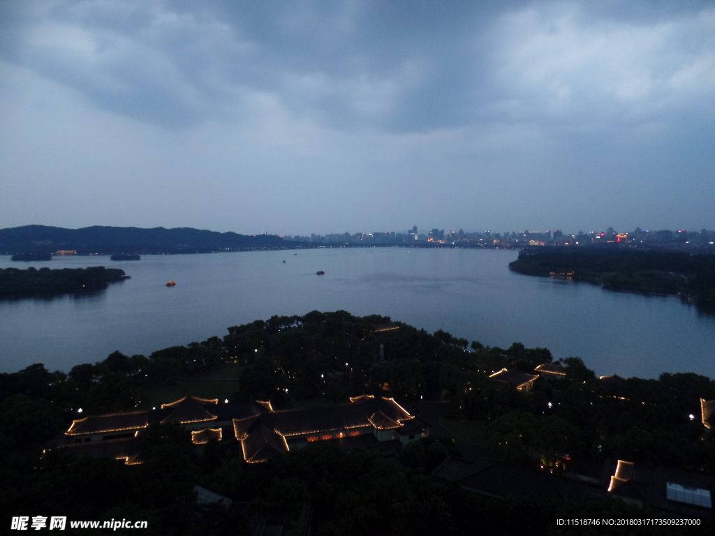 西湖夜景