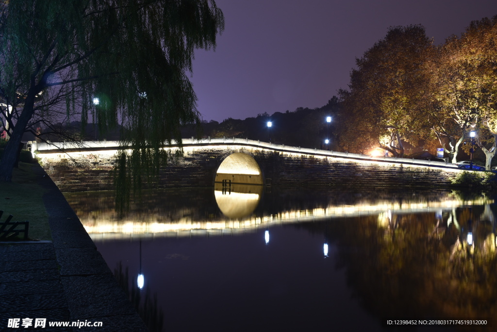 西湖夜景