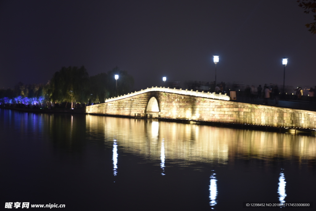 西湖夜景