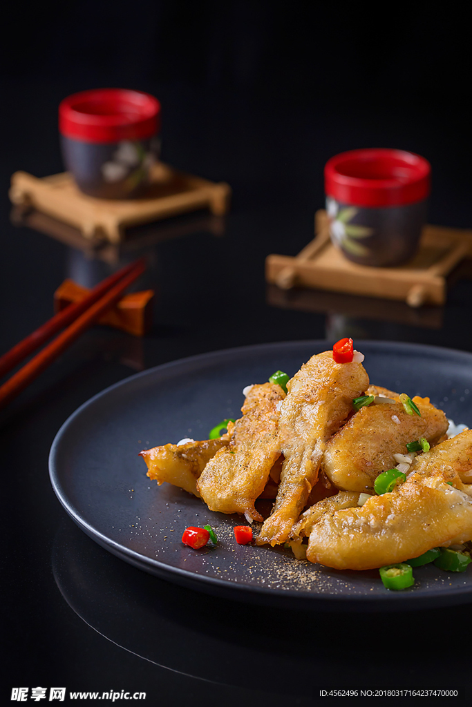 煎鱼排饭