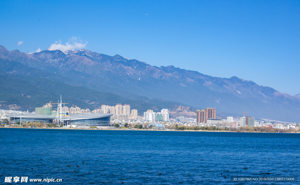 洱海