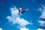 腾空