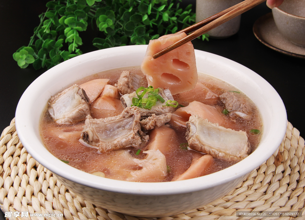 湖藕炖排骨