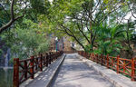 广州番禺莲花山旅游区