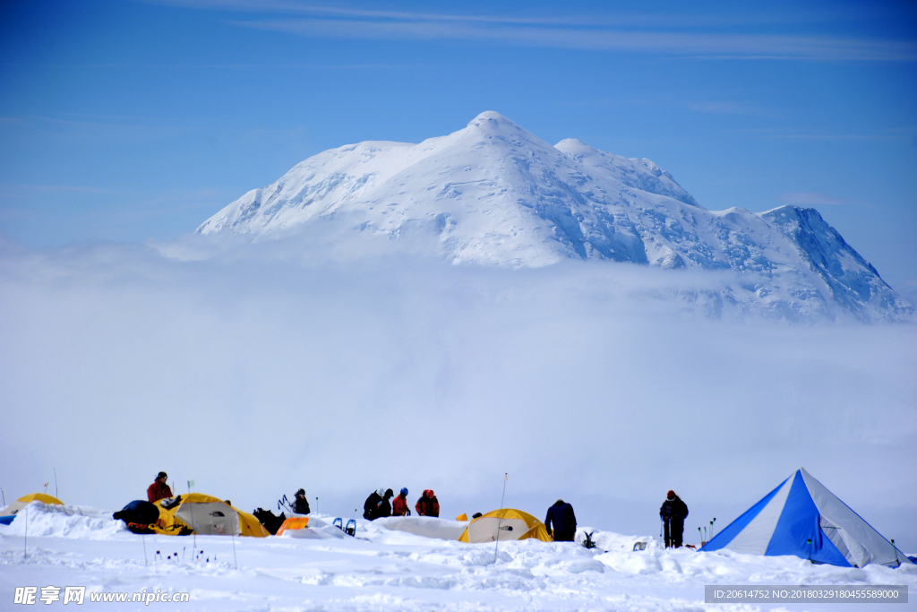 壮丽的雪山风光