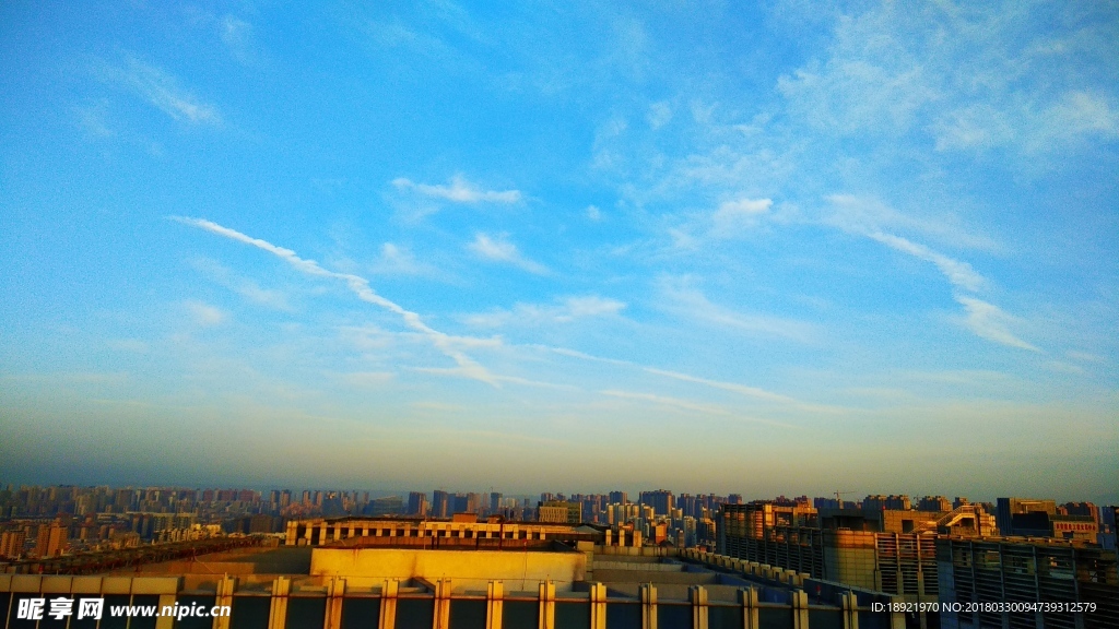 城市天空 蓝天