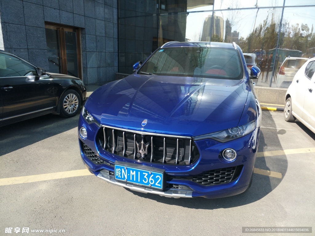 名车