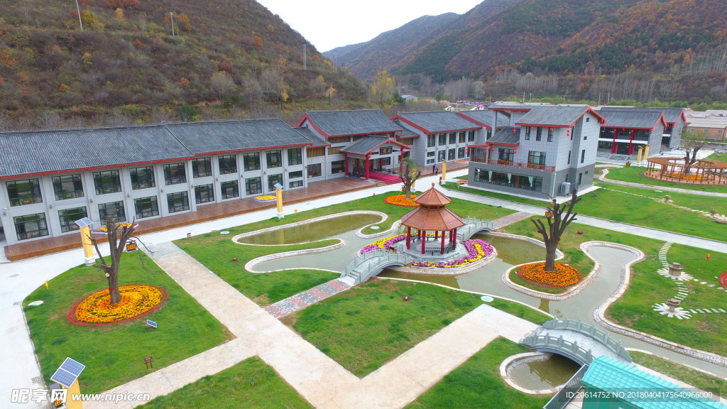山下的农家乐